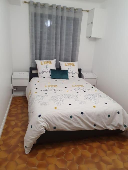Appartement F3 Meuble Et Equipe سان سيبريان المظهر الخارجي الصورة